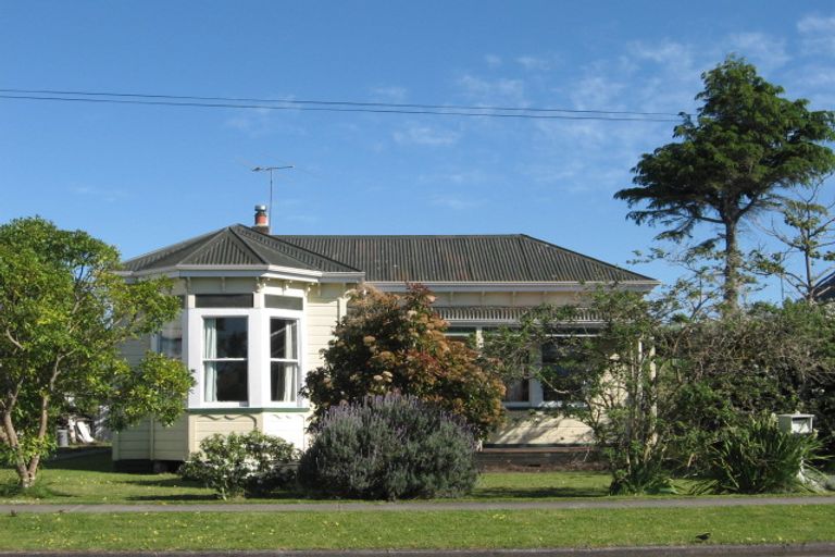 Photo of property in 39 Disraeli Street, Gisborne, 4010