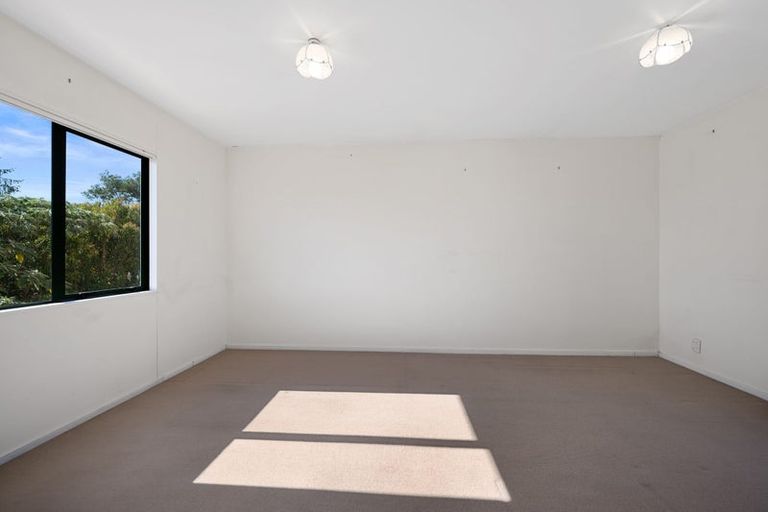 Photo of property in 59c Astley Avenue, New Lynn, Auckland, 0600