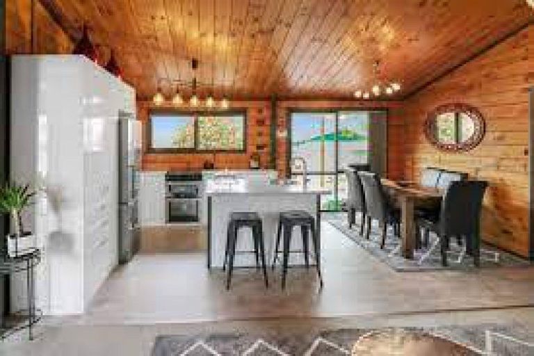 Photo of property in 2 Hunter Street, Dannevirke, 4930