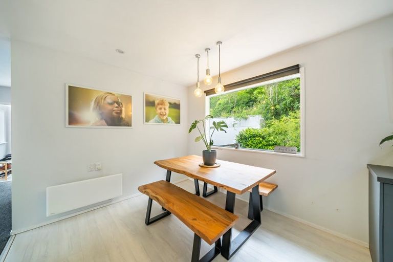 Photo of property in 20 Raroa Place, Pukerua Bay, 5026