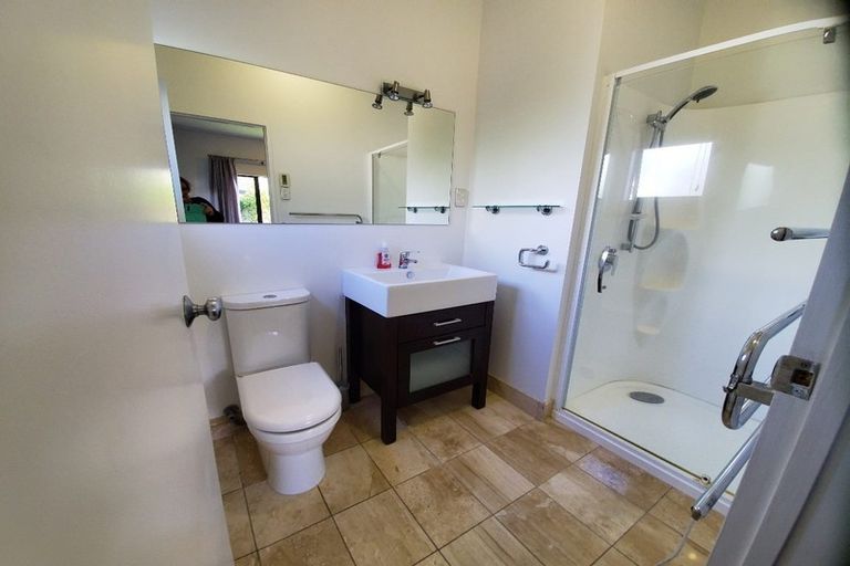 Photo of property in 29 Te Wharau Drive, Greenhithe, Auckland, 0632