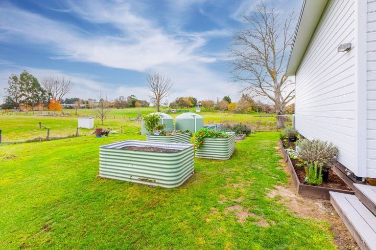 Photo of property in 417 Racecourse Road, Waipukurau, 4282