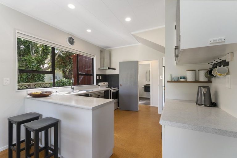 Photo of property in 53a Leinster Avenue, Raumati South, Paraparaumu, 5032