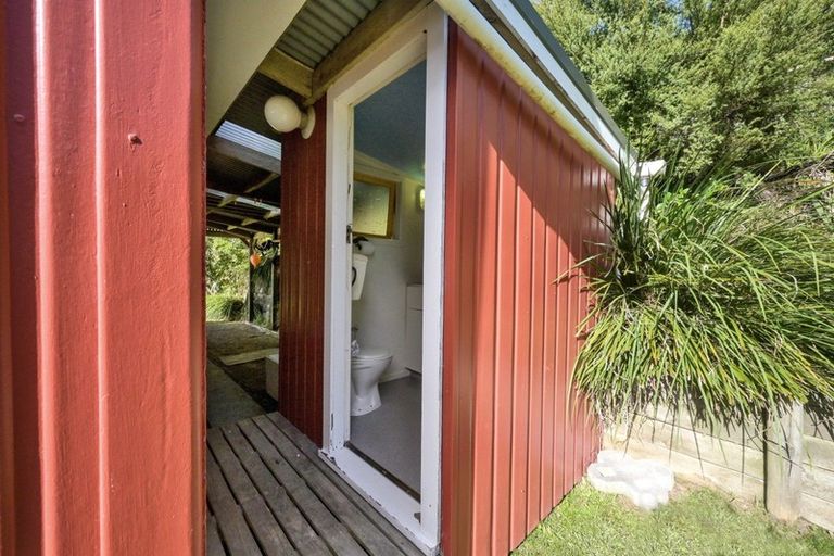 Photo of property in 518b Manawaora Road, Parekura Bay, Russell, 0184