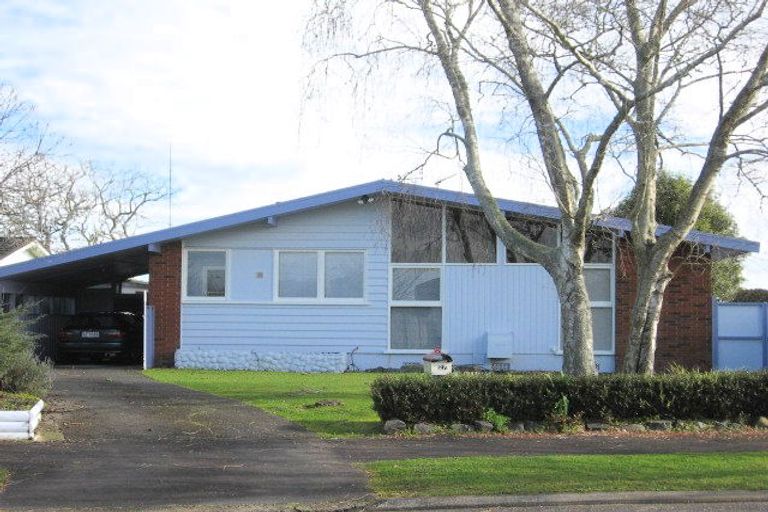 Photo of property in 27 Kensington Place, Fairfield, Hamilton, 3214