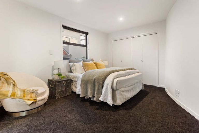 Photo of property in 1/58 The Parade, Bucklands Beach, Auckland, 2012