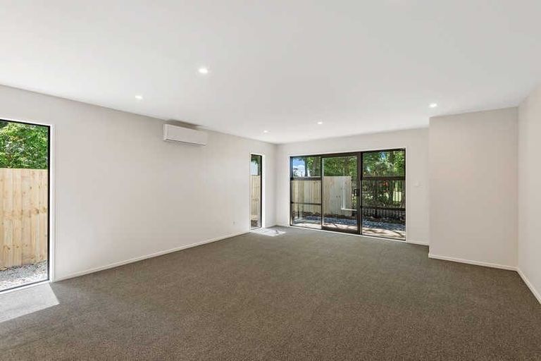 Photo of property in 3/22 Grove Road, Addington, Christchurch, 8024