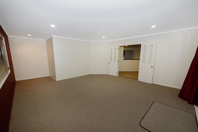 Photo of property in 17 Chelsea Drive, Taradale, Napier, 4112