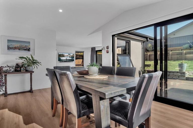 Photo of property in 215 Aubrey Road, Wanaka, 9305