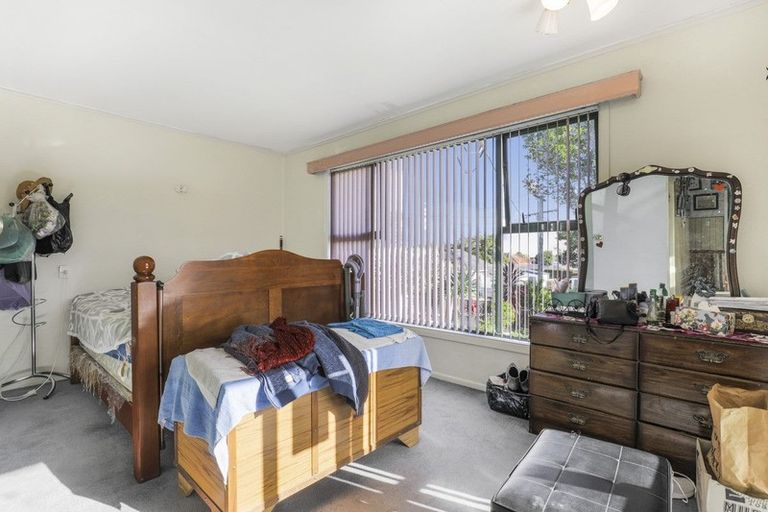 Photo of property in 35 Ryburn Road, Mount Wellington, Auckland, 1062