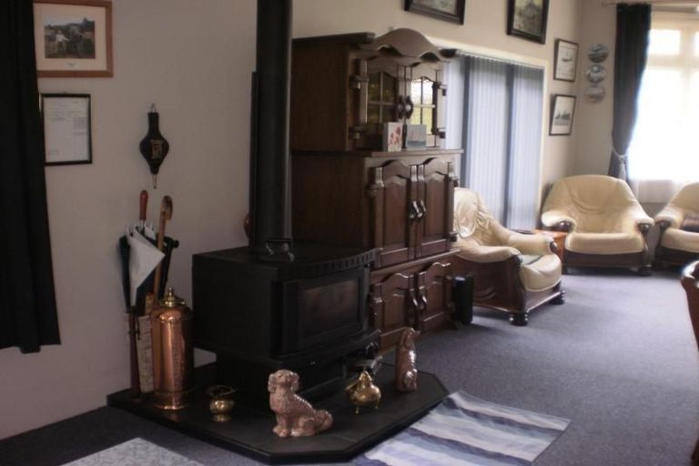 Photo of property in 116 Shiel Street, Reefton, 7830