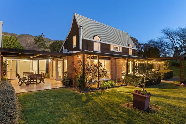 Photo of property in 48 Greenhill Road, Waikanae, 5391