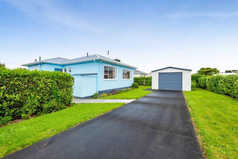 Photo of property in 47 Domett Street, Opunake, 4616