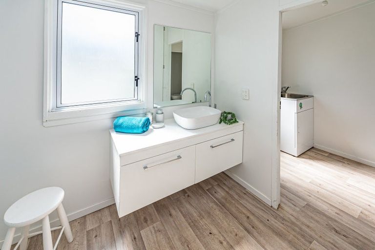 Photo of property in 8 Field Street, Aramoho, Whanganui, 4500