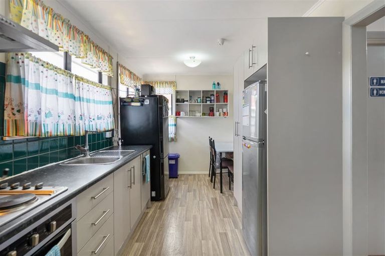 Photo of property in 54 Valiant Street, Mangere, Auckland, 2022