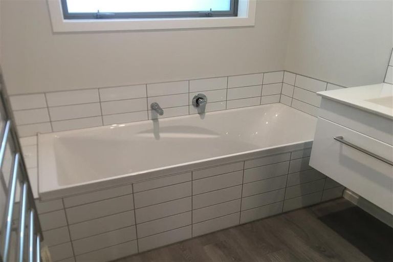 Photo of property in 13a Leinster Avenue, Raumati South, Paraparaumu, 5032