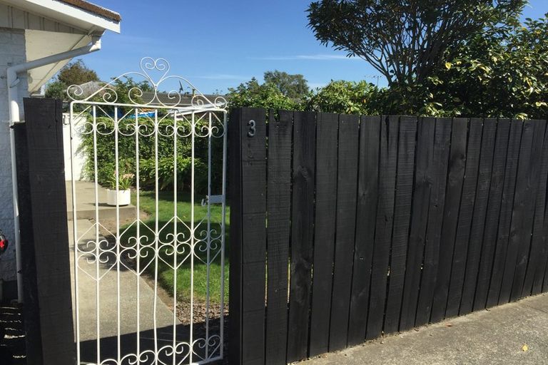 Photo of property in 3/36 Kinloch Street, St Albans, Christchurch, 8014