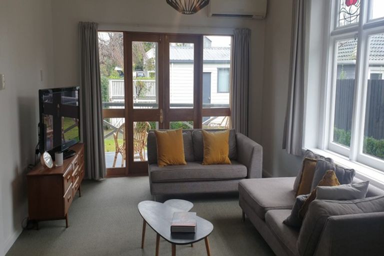 Photo of property in 132 Innes Road, St Albans, Christchurch, 8052