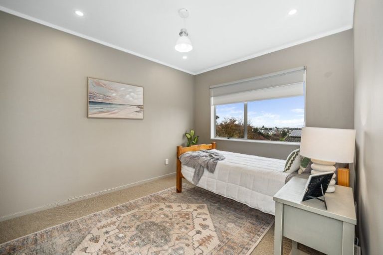 Photo of property in 17a Townhead Crescent, Bethlehem, Tauranga, 3110