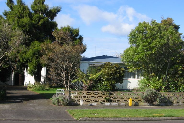 Photo of property in 8 York Place, Awapuni, Palmerston North, 4412