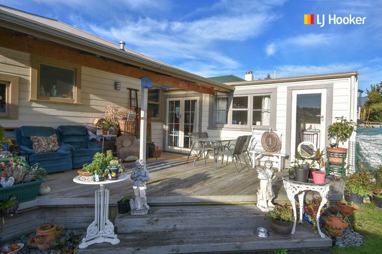 Photo of property in 8 Pretoria Avenue, Saint Clair, Dunedin, 9012