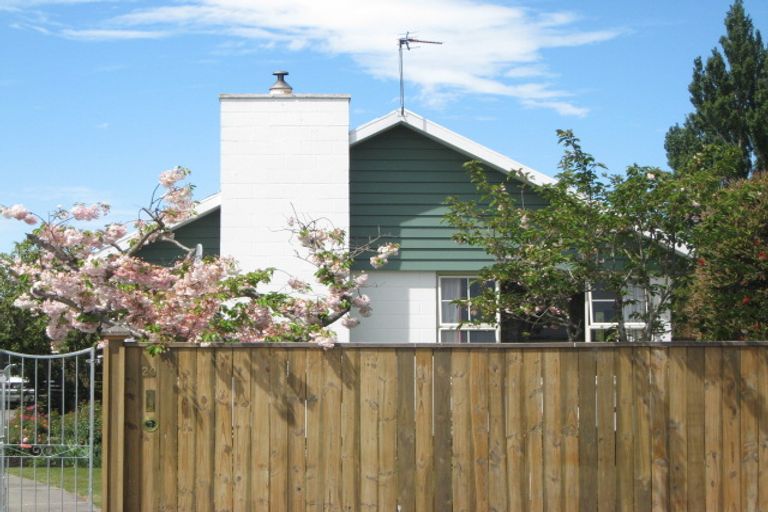 Photo of property in 20 Rathlin Street, Redwood, Christchurch, 8051