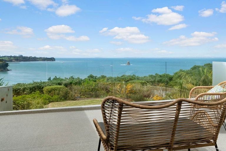 Photo of property in 1003 Whangaparaoa Road, Tindalls Beach, Whangaparaoa, 0930