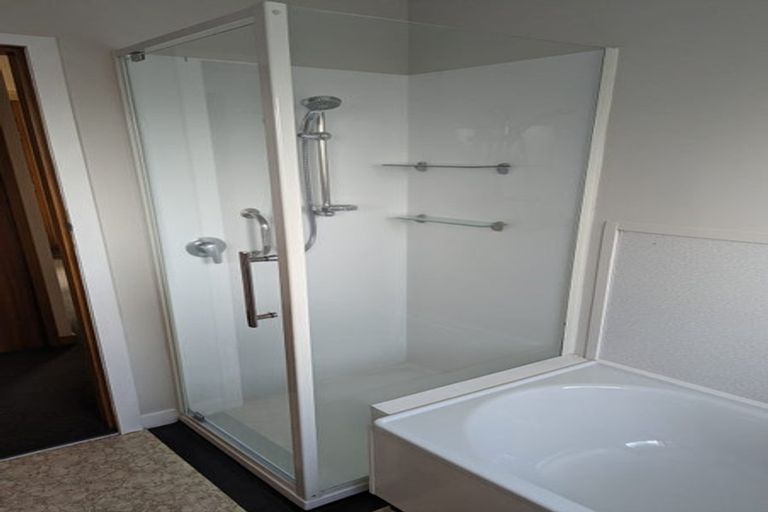 Photo of property in 80 Thornton Road, Cambridge, 3434