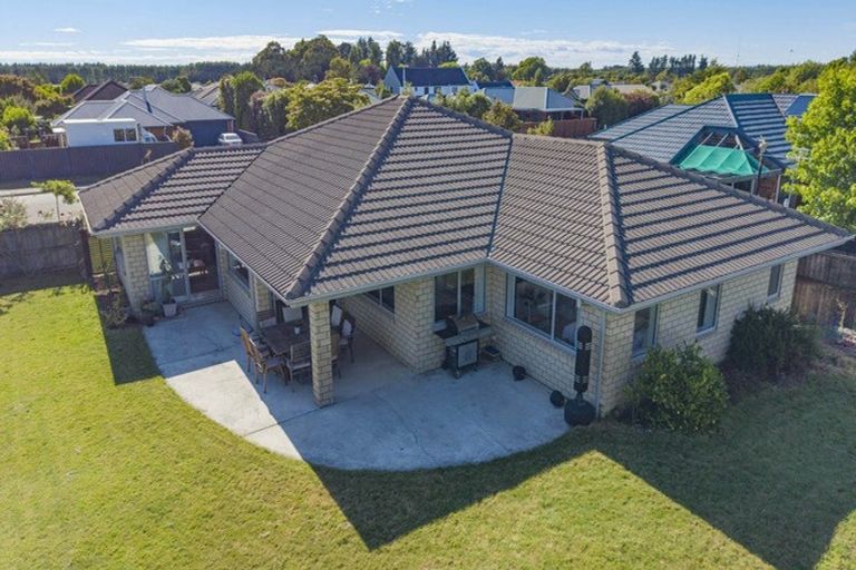 Photo of property in 9 Panckhurst Drive, Woodend, 7610