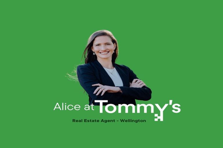 Photo of property in 188 Breaker Bay Road, Breaker Bay, Wellington, 6022