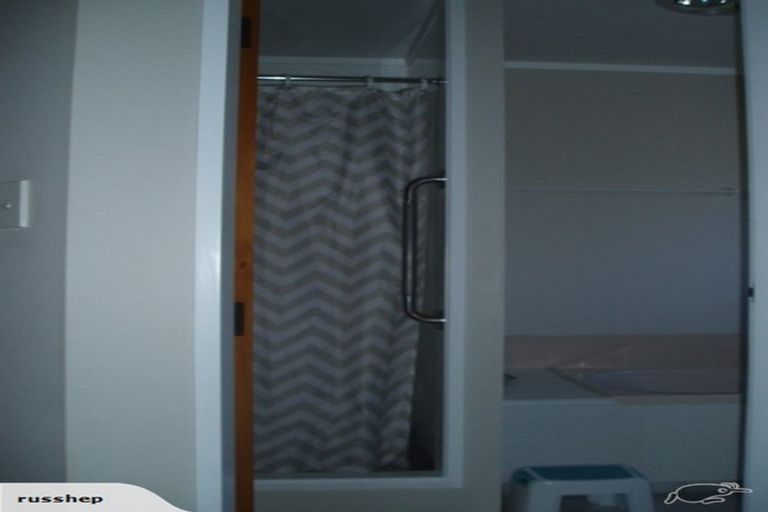 Photo of property in 2/25 Horoeka Street, Stokes Valley, Lower Hutt, 5019