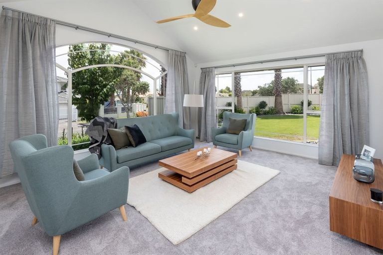 Photo of property in 2 Brailsford Court, Dannemora, Auckland, 2016