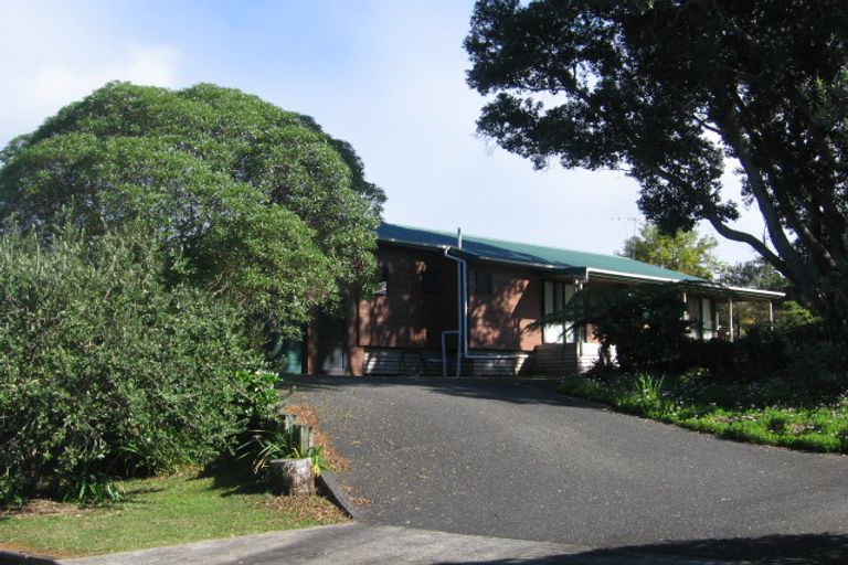 Photo of property in 2 Pohutukawa Place, Mangawhai Heads, Mangawhai, 0505