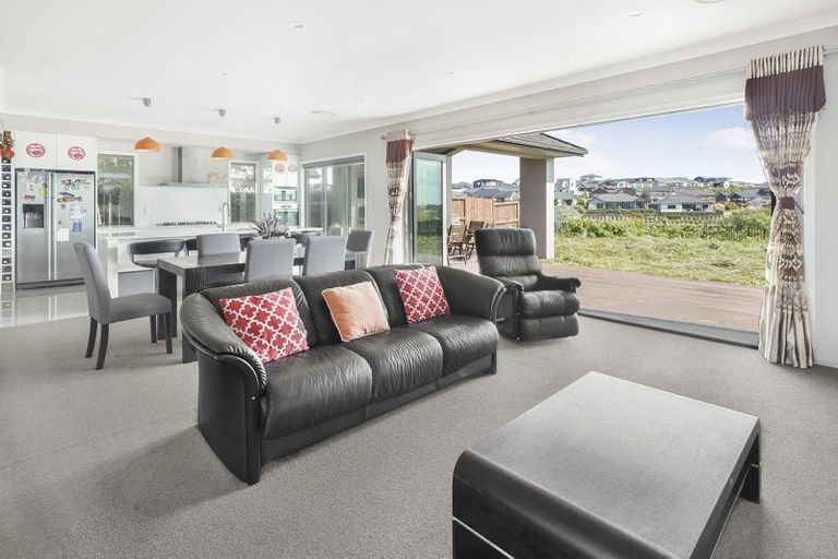 Photo of property in 4 Platina Place, Flagstaff, Hamilton, 3210