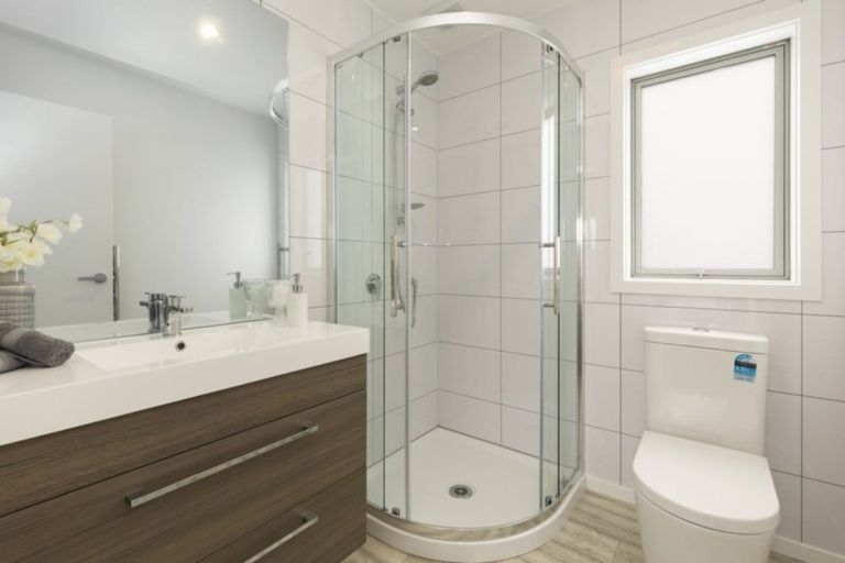 Photo of property in 4 Pitt Street, Moera, Lower Hutt, 5010