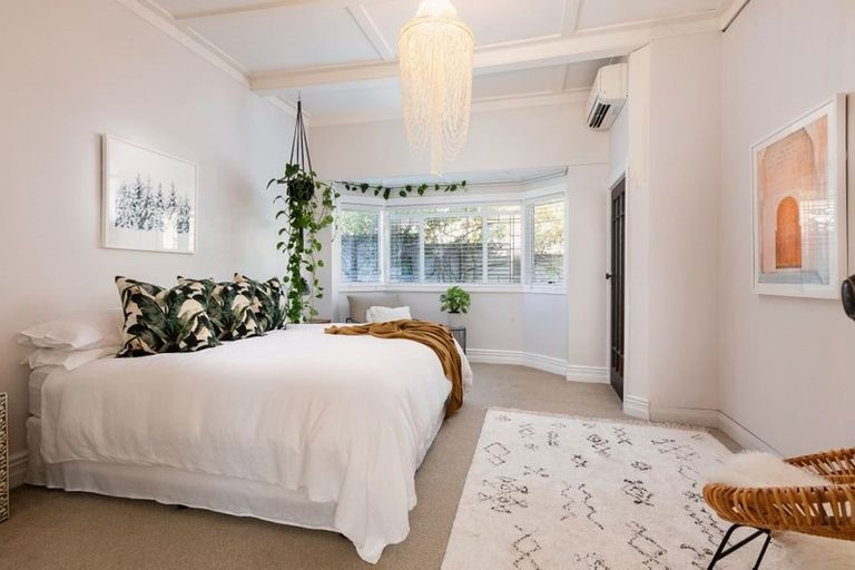 Photo of property in 81a Rangatira Road, Beach Haven, Auckland, 0626