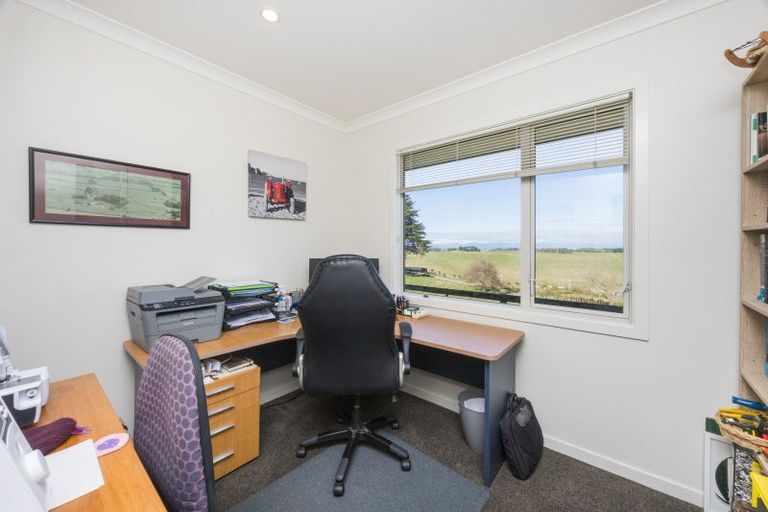 Photo of property in 60 Beechwood Road, Feilding, 4779