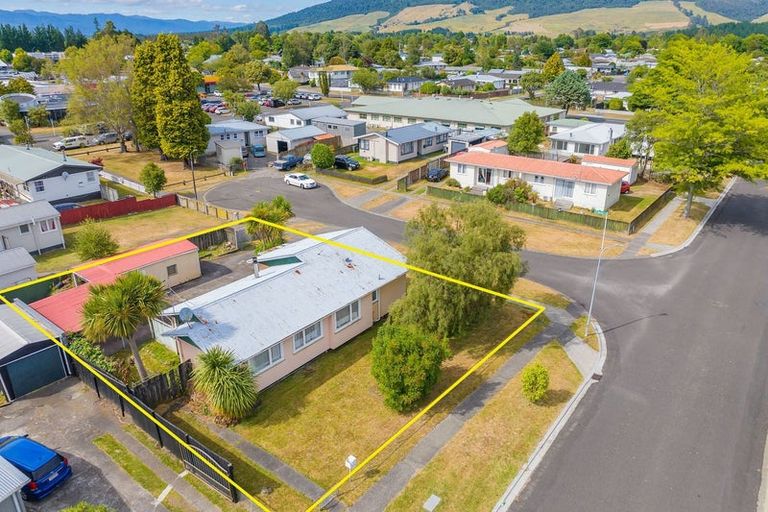 Photo of property in 8 Hingaia Street, Turangi, 3334