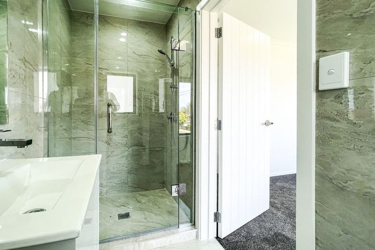 Photo of property in 15a Parkinson Avenue, Wesley, Auckland, 1041