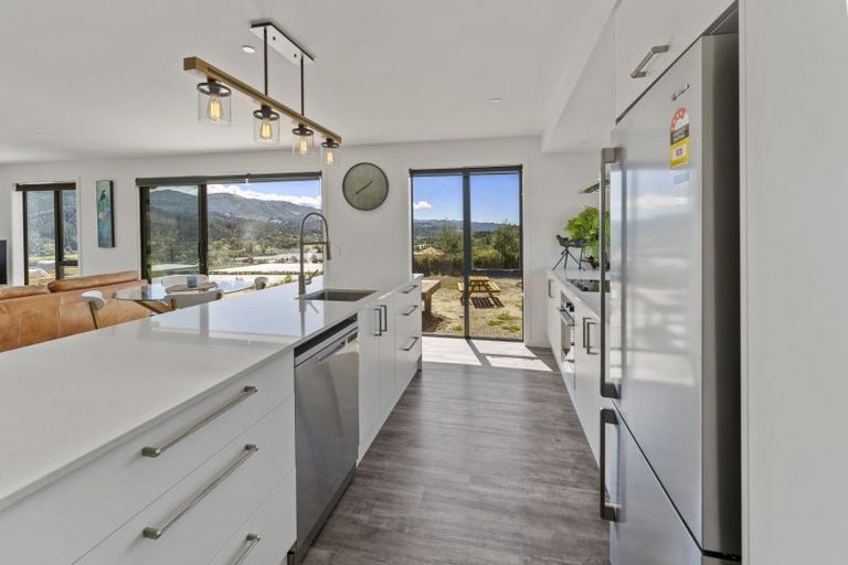 Photo of property in 38 Pineview Way, Motueka, 7196