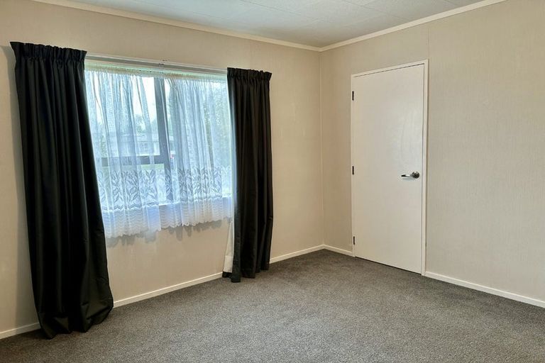 Photo of property in 4 Kirkcaldie Grove, Levin, 5510