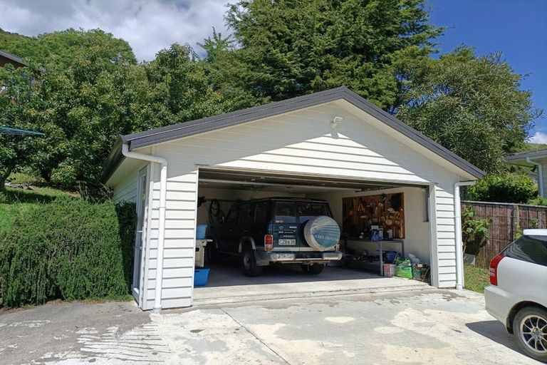 Photo of property in 35 Wastney Terrace, Marybank, Nelson, 7010