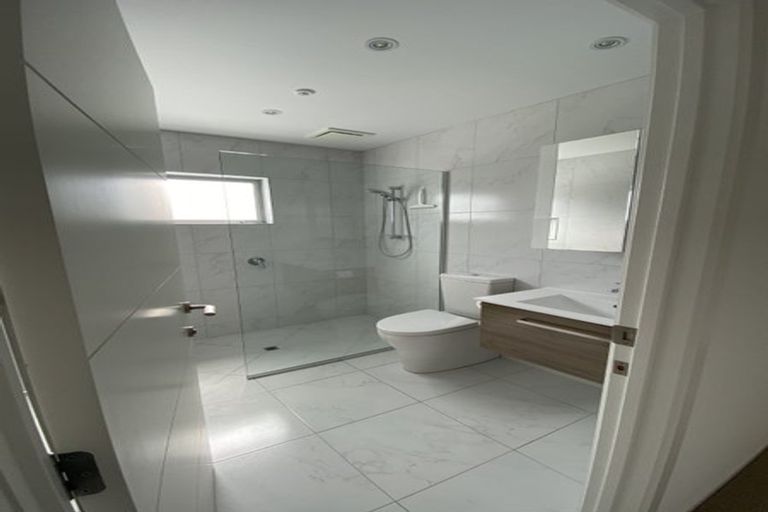 Photo of property in 2/158 Centaurus Road, Saint Martins, Christchurch, 8022