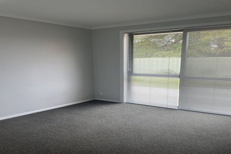 Photo of property in 24 Caltra Place, East Tamaki, Auckland, 2016