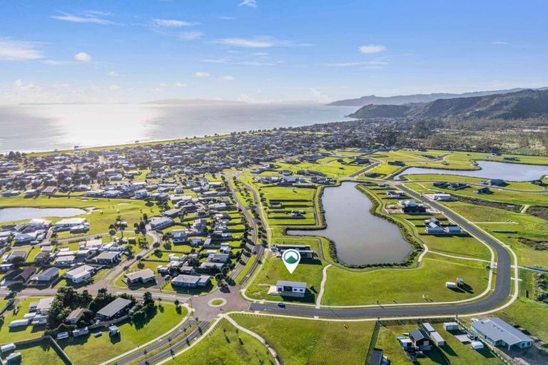 Photo of property in 302 Harbour Drive East, Matarangi, Whitianga, 3592