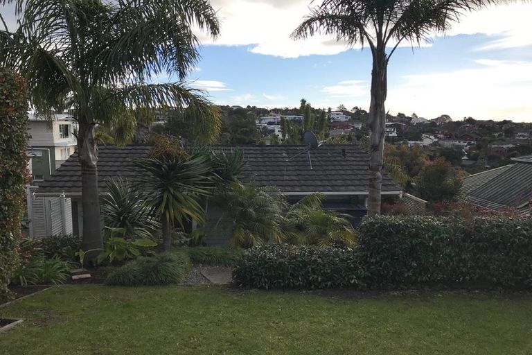 Photo of property in 2/563 East Coast Road, Browns Bay, Auckland, 0630