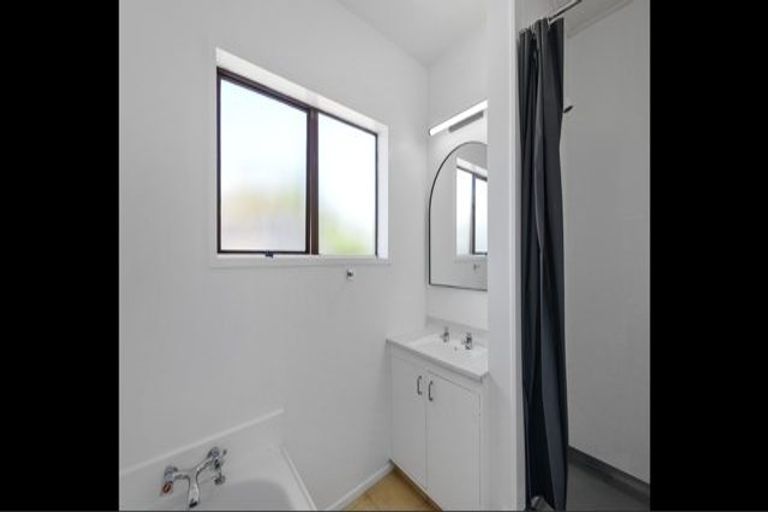 Photo of property in 16 Torlesse Crescent, Darfield, 7510