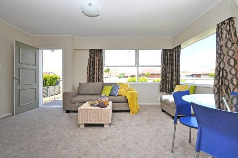 Photo of property in 2/5 Edward Avenue, Otara, Auckland, 2023