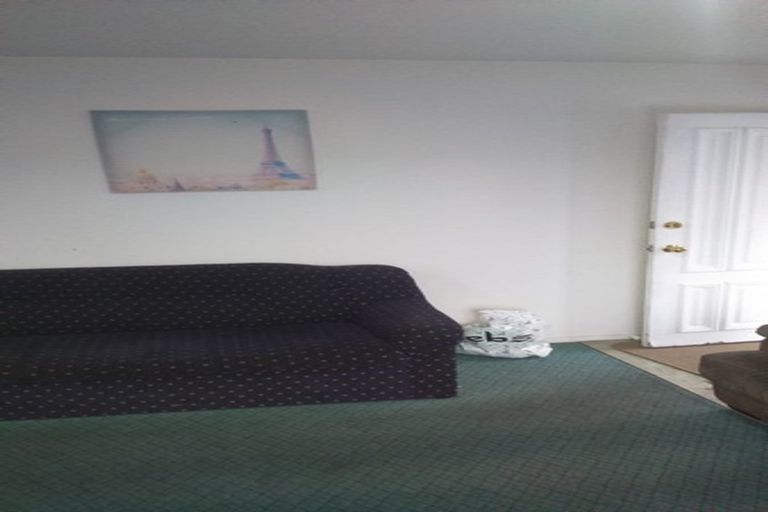 Photo of property in 16d Roick Parade, Glen Eden, Auckland, 0602