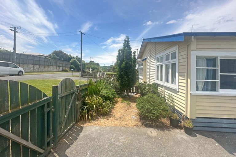 Photo of property in 14 Wren Street, Taihape, 4720